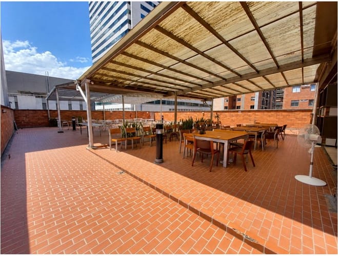 Oficina en arriendo en Villa Carlota, Medellín, 507 m² · foto 2 de 20