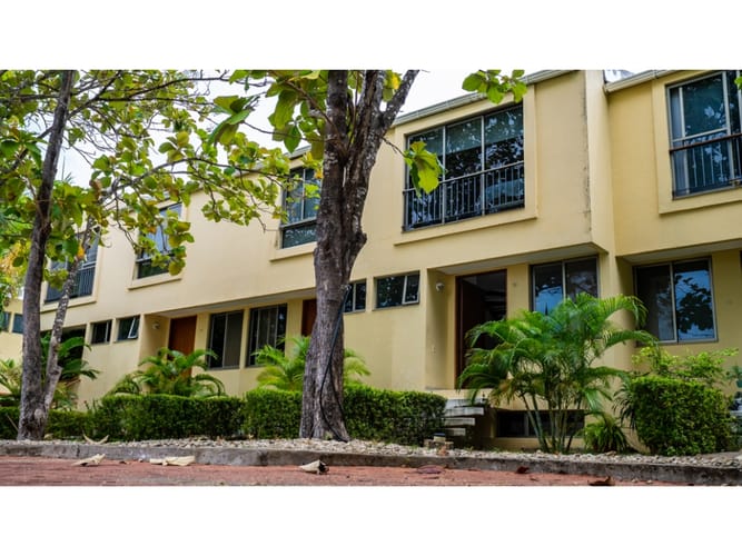 Casa de 3 alcobas en arriendo en Cartagena De Indias, Cartagena, 216 m² · foto 2 de 24