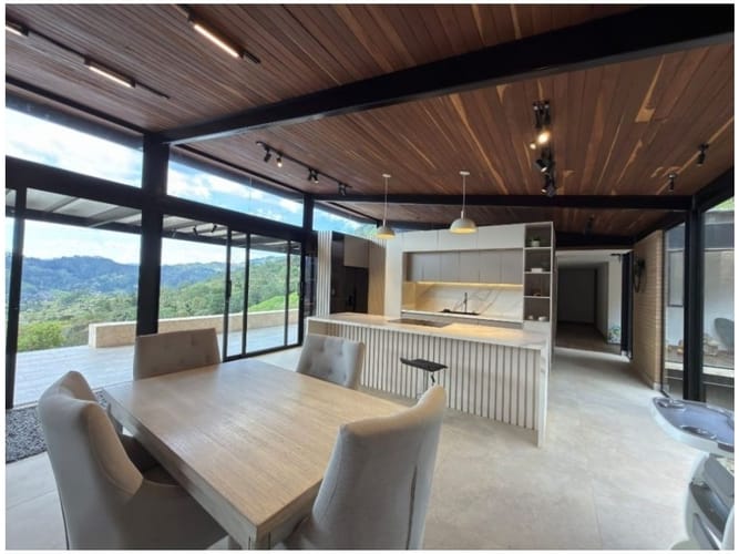 Casa de 4 alcobas en venta en La Corrala, Manizales · foto 7 de 11