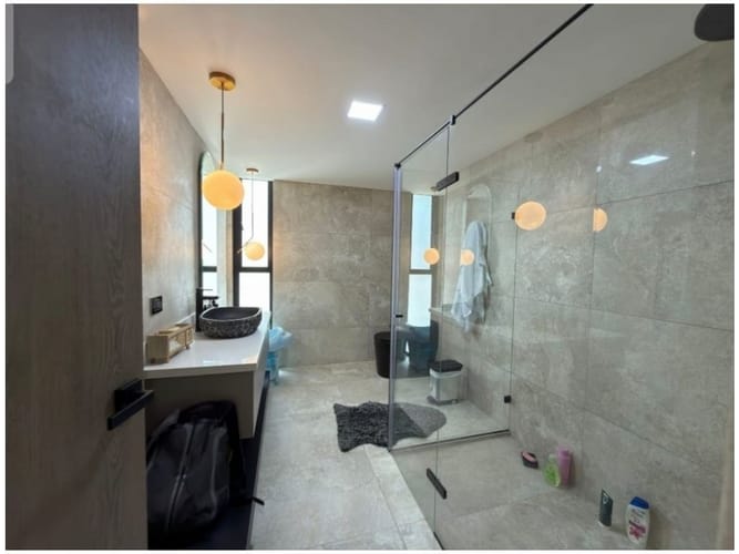 Casa de 4 alcobas en venta en La Corrala, Manizales · foto 9 de 11