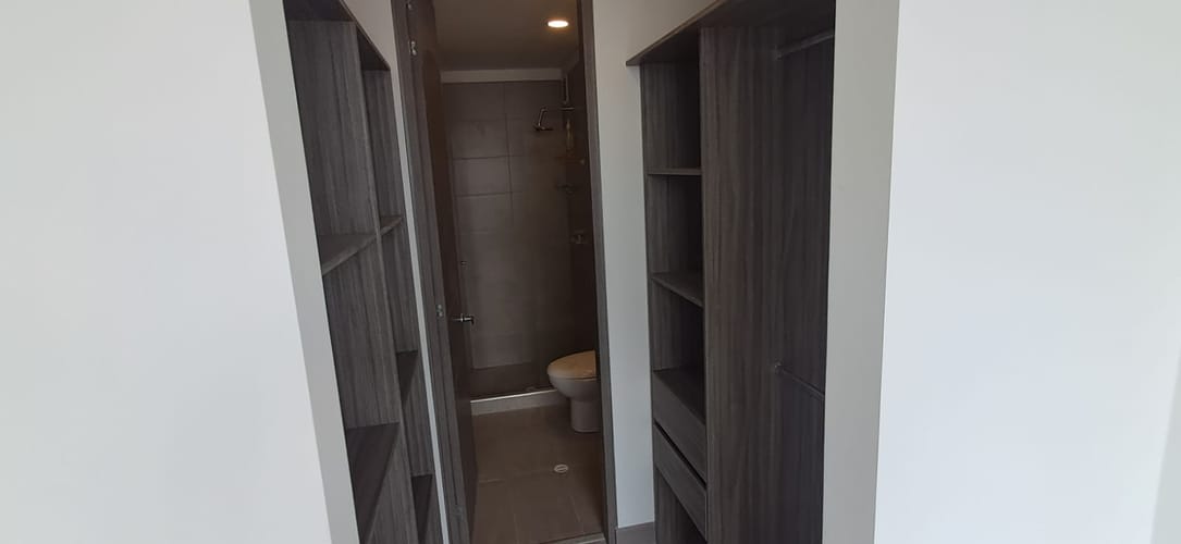 Apartamento de 1 alcoba en venta en Cedritos, Bogotá, 52 m² · foto 11 de 24