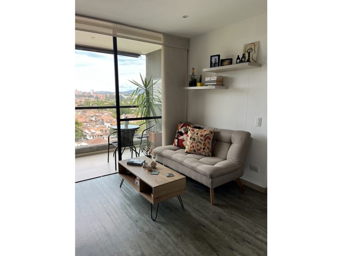 Apartamento de 2 alcobas en venta en Barro Blanco, Rionegro, 60 m² · foto 2 de 16