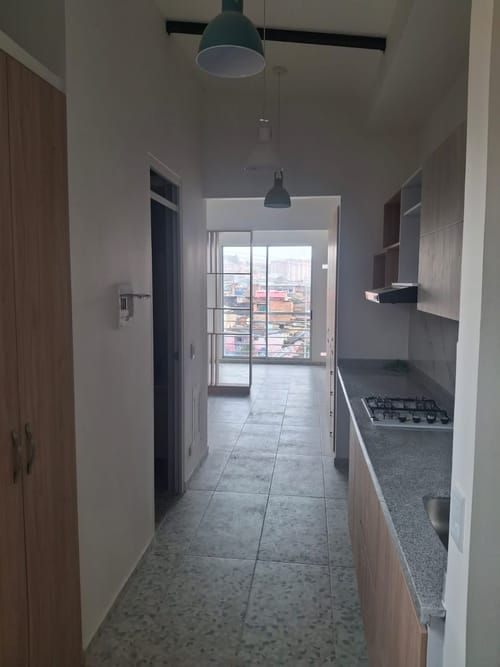 Apartaestudio en arriendo en La Candelaria, Bogotá, 33 m² · foto 7 de 14