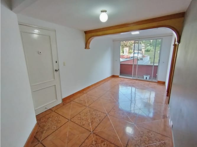 Apartamento de 3 alcobas en venta en El Pinal, Medellín, 50 m² · foto 10 de 18