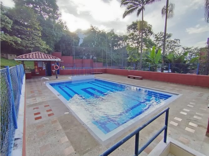 Apartamento de 3 alcobas en venta en El Pinal, Medellín, 50 m² · foto 18 de 18