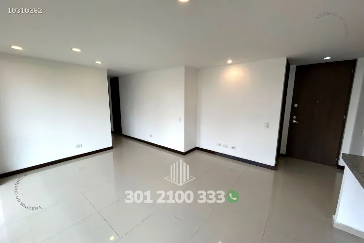 Apartamento de 3 alcobas en arriendo en Cumbres, Envigado, 98 m² · foto 3 de 24