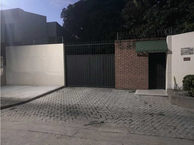Casa de 12 alcobas en venta en Jardin, Santa Marta, 520 m² · foto 2 de 24
