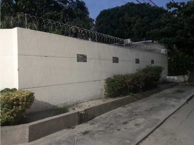 Casa de 12 alcobas en venta en Jardin, Santa Marta, 520 m² · foto 3 de 24