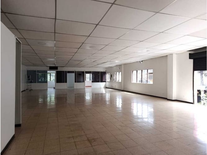 Local en arriendo en Zona Industrial No. 1, Itagüí, 220 m² · foto 6 de 11