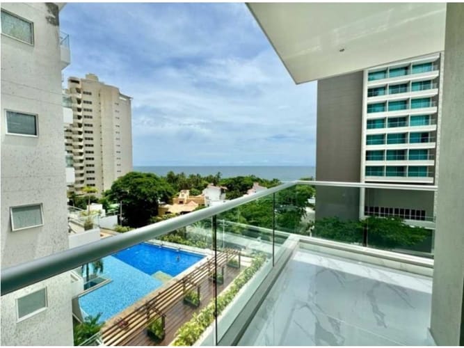 Apartamento de 3 alcobas en venta en Rodadero, Santa Marta, 122 m² · foto 3 de 21