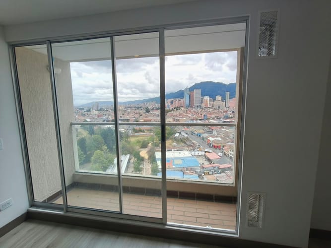 Apartamento de 3 alcobas en venta en San Victorino, Bogotá, 74 m² · foto 3 de 22