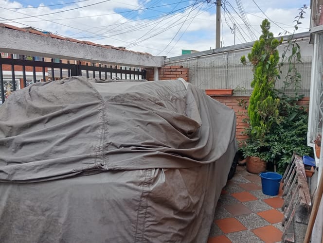 Casa de 6 alcobas en venta en Engativá, Bogotá, 250 m² · foto 4 de 18