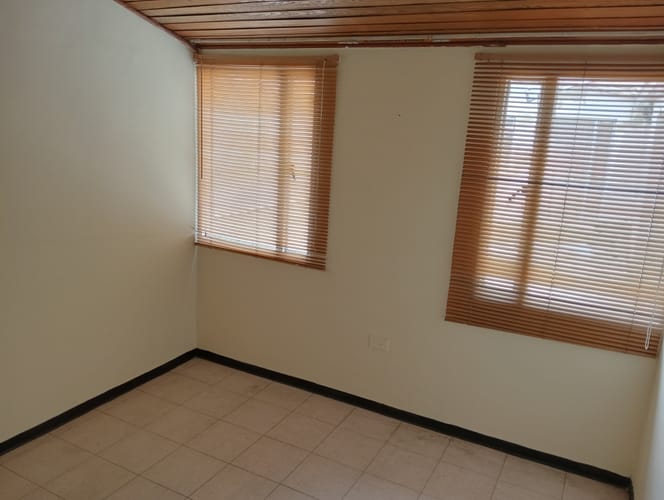 Casa de 6 alcobas en venta en Engativá, Bogotá, 250 m² · foto 6 de 18