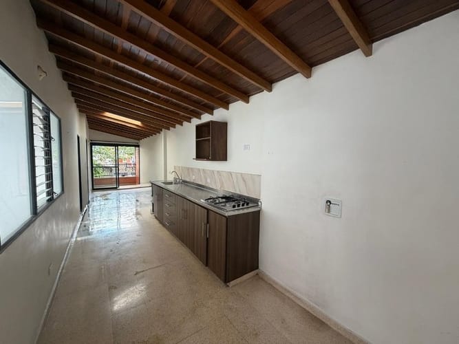 Apartamento de 2 alcobas en arriendo en Buenos Aires, Medellín, 72 m² · foto 1 de 15