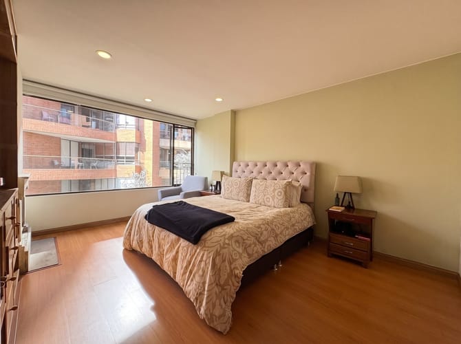 Apartamento de 2 alcobas en venta en Chico, Bogotá, 114 m² · foto 10 de 16