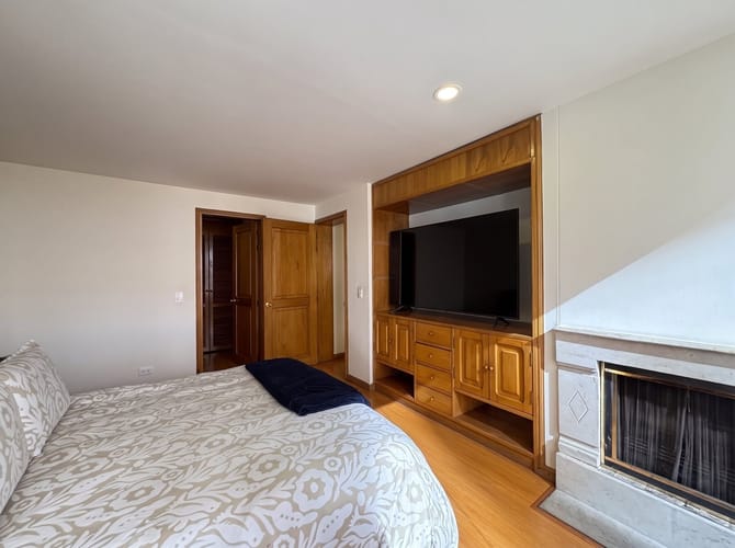 Apartamento de 2 alcobas en venta en Chico, Bogotá, 114 m² · foto 12 de 16