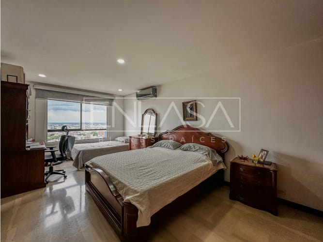 Apartamento de 4 alcobas en venta en Juanambu, Cali, 176 m² · foto 12 de 24