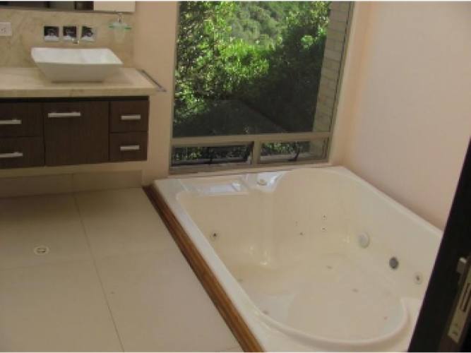 Casa de 3 alcobas en arriendo en Sindamanoy, Chía, 573 m² · foto 12 de 24