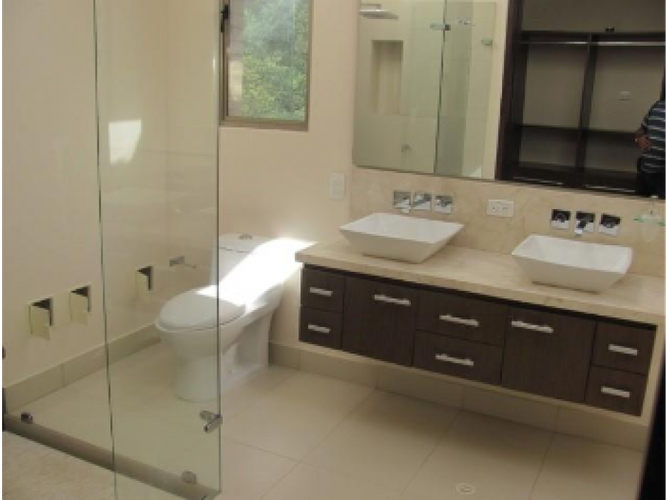 Casa de 3 alcobas en arriendo en Sindamanoy, Chía, 573 m² · foto 13 de 24