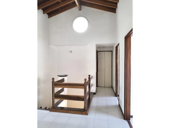 Casa de 3 alcobas en arriendo en Los Balsos, Medellín, 229 m² · foto 13 de 20