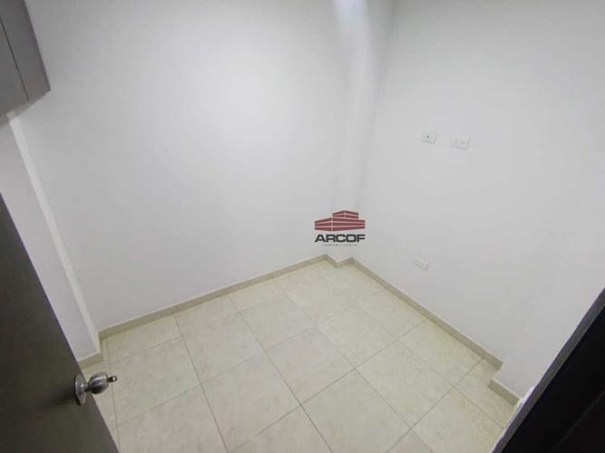 Apartamento de 2 alcobas en arriendo en Puerto Madero, Girón, 48 m² · foto 7 de 10