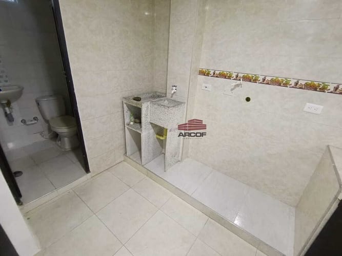 Apartamento de 2 alcobas en arriendo en Puerto Madero, Girón, 48 m² · foto 4 de 10