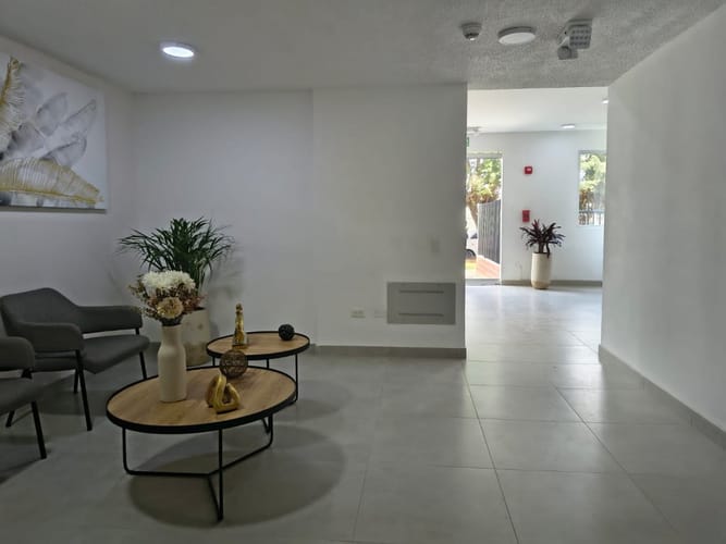 Apartaestudio en arriendo en Ciudad Salitre, Bogotá · foto 4 de 12