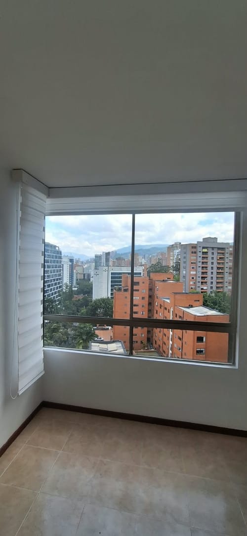 Apartamento de 2 alcobas en venta en Oviedo, Medellín, 78 m² · foto 11 de 21