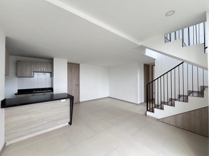 Apartamento de 3 alcobas en venta en El Faro, Rionegro, 115 m² · foto 2 de 24