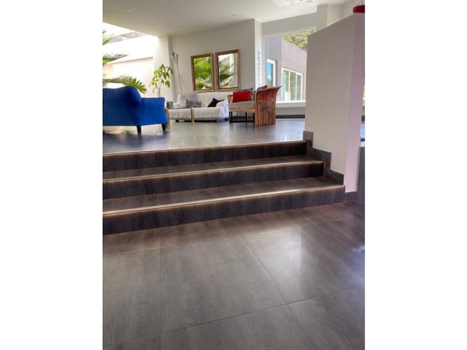 Casa de 5 alcobas en venta en Sindamanoy, Chía, 580 m² · foto 2 de 24