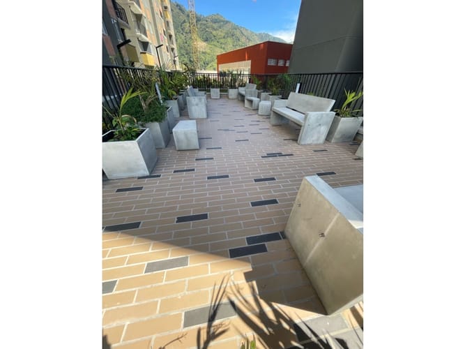 Apartamento de 2 alcobas en arriendo en Bellavista, Bello, 57 m² · foto 18 de 24