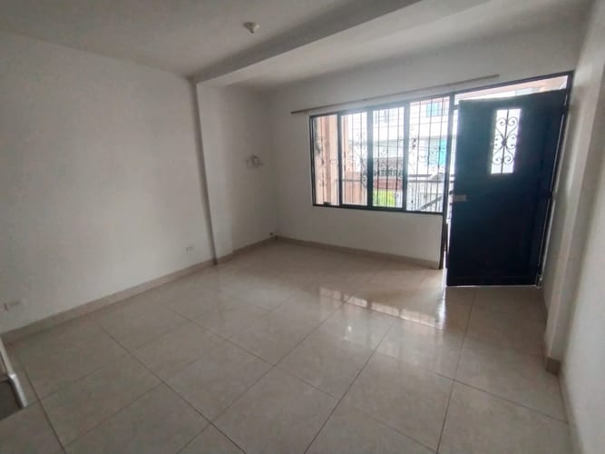 Apartamento de 3 alcobas en arriendo en La Floresta, Cali, 90 m² · foto 6 de 19