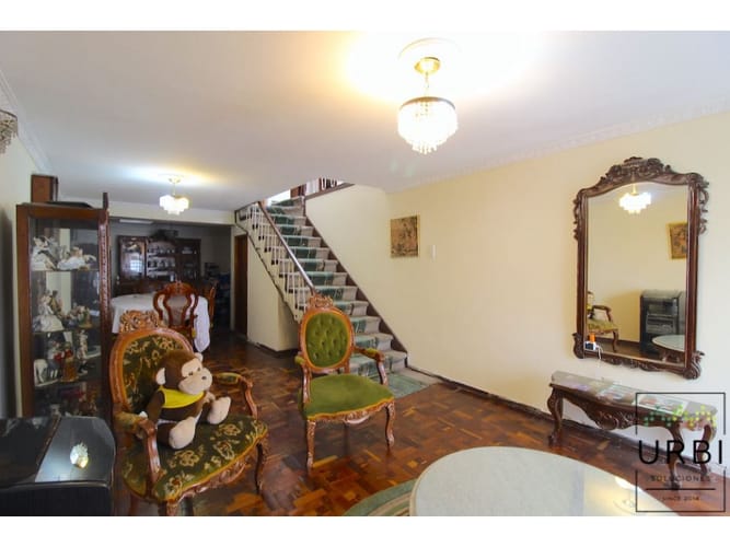 Casa de 4 alcobas en venta en Quinta Paredes, Bogotá, 198 m² · foto 5 de 19