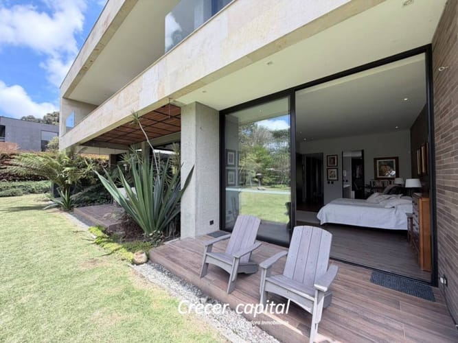 Casa de 3 alcobas en arriendo en Las Palmas, Envigado, 455 m² · foto 23 de 24