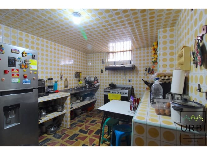 Casa de 4 alcobas en venta en Quinta Paredes, Bogotá, 198 m² · foto 7 de 19