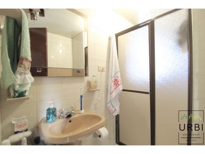 Casa de 4 alcobas en venta en Quinta Paredes, Bogotá, 198 m² · foto 14 de 19
