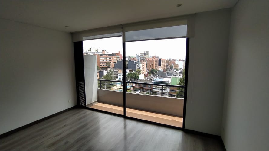 Apartamento de 1 alcoba en arriendo en Chapinero Alto, Bogotá, 56 m² · foto 2 de 24