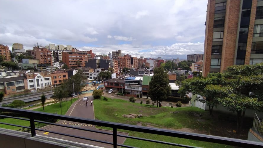 Apartamento de 1 alcoba en arriendo en Chapinero Alto, Bogotá, 56 m² · foto 3 de 24
