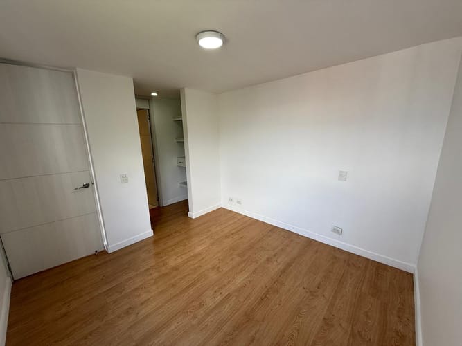 Apartamento de 2 alcobas en arriendo en Belén, Medellín, 85 m² · foto 13 de 19