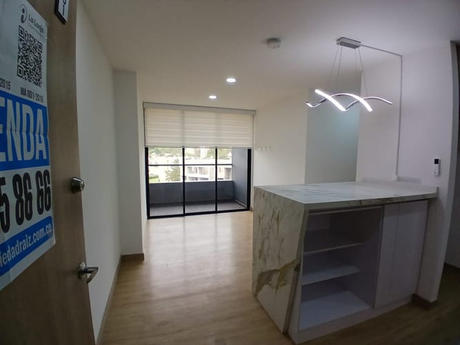 Apartamento de 3 alcobas en arriendo en La Ceja, 74 m² · foto 2 de 16