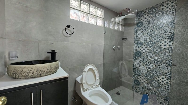 Casa de 4 alcobas en arriendo en Bolivariana, Medellín, 222 m² · foto 18 de 18