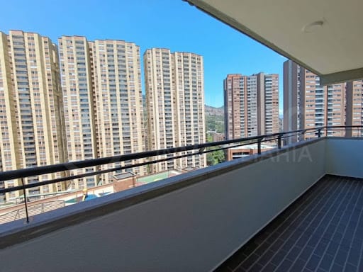 Apartamento de 3 alcobas en arriendo en Calasanz, Medellín, 58 m² · foto 5 de 13