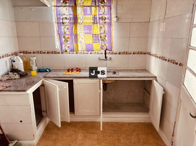 Alquilo casa 2 dormitorios en Nuevo Paris · Foto 2