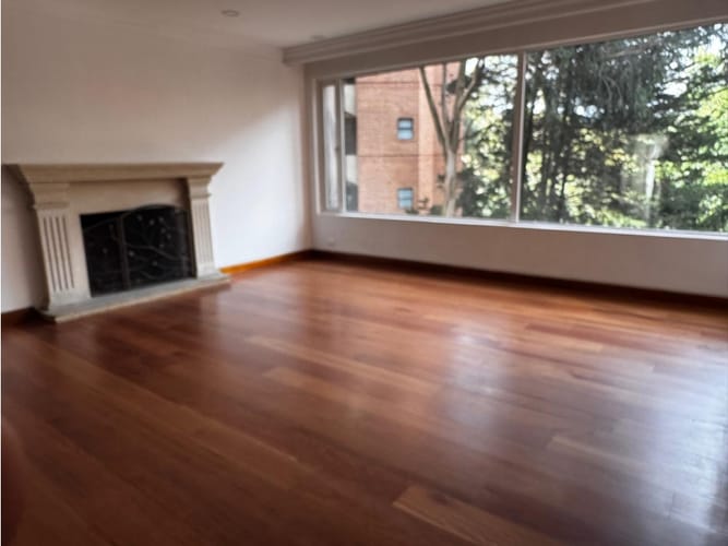 Apartamento de 3 alcobas en venta en Chicó Reservado, Bogotá, 246 m² · foto 11 de 16