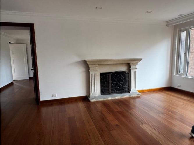 Apartamento de 3 alcobas en venta en Chicó Reservado, Bogotá, 246 m² · foto 12 de 16