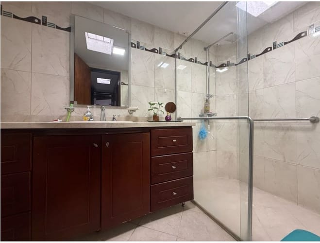 Casa de 4 alcobas en venta en Laureles, Medellín, 356 m² · foto 9 de 20