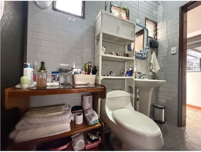 Casa de 4 alcobas en venta en Laureles, Medellín, 356 m² · foto 11 de 20