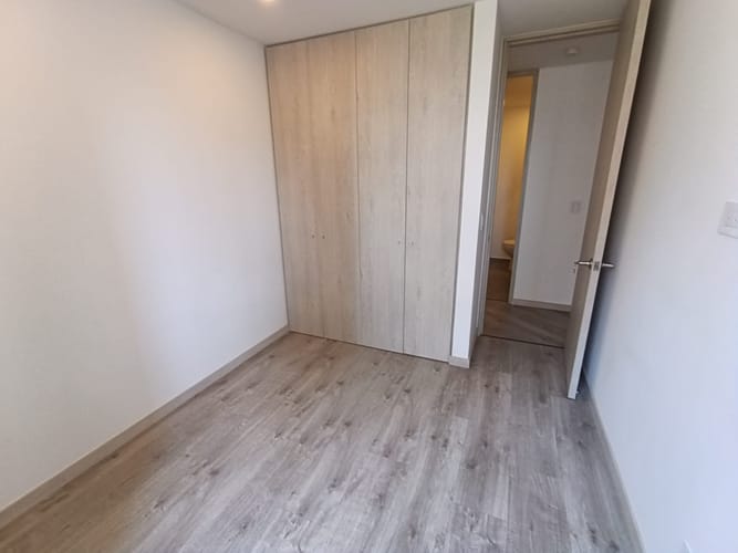 Apartamento de 2 alcobas en arriendo en El Poblado, Medellín, 82 m² · foto 3 de 14