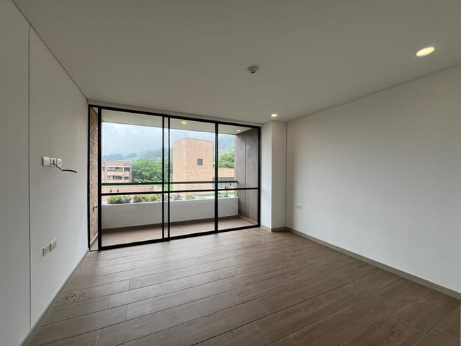 Apartamento de 1 alcoba en arriendo en Escobero, Envigado, 54 m² · foto 2 de 18