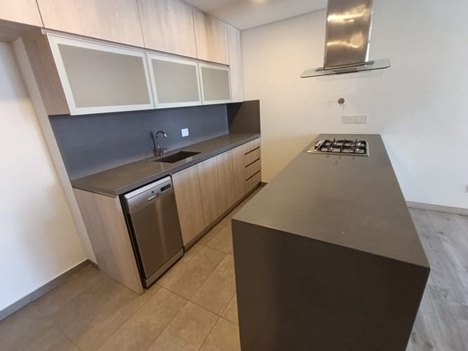 Apartamento de 2 alcobas en arriendo en El Poblado, Medellín, 82 m² · foto 7 de 14